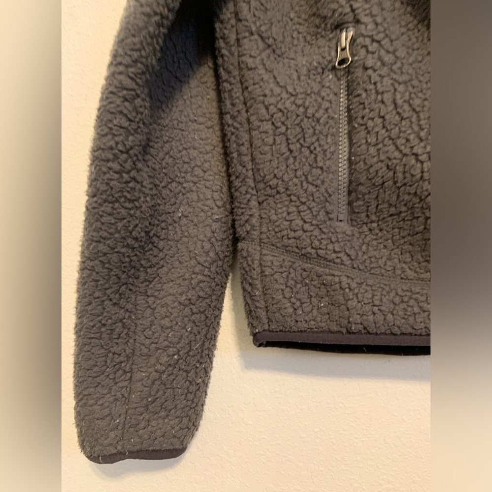 Patagonia Men's Retro Pile Fleece Jacket. Size Small. Forge Grey. - Picture 5 of 5